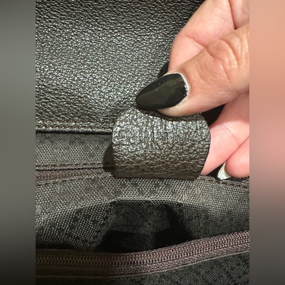 Authentic Gucci Large Bamboo Suede 2 way Carry Tote - Picture 7 of 9